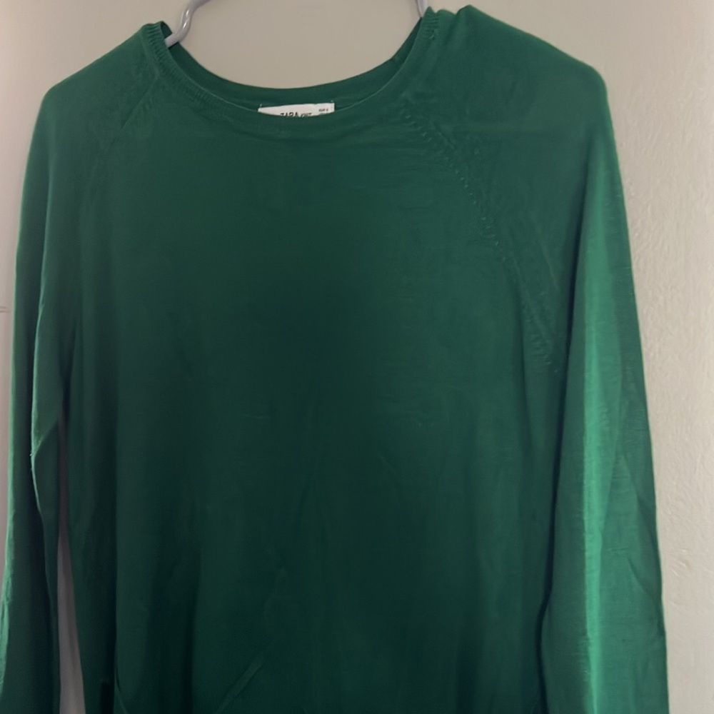 Zara knit lightweight Kelly green sweater size small - Picture 2 of 5